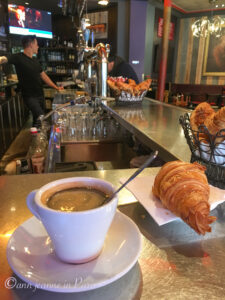 coffee croissant