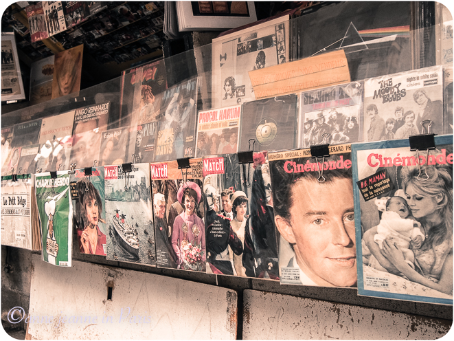 bouquiniste,bouquinistes,bookstalls