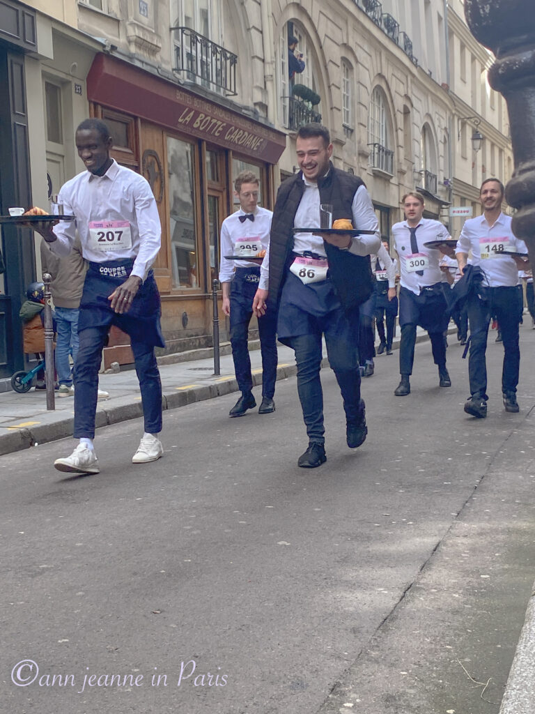 Paris race of the cafes in le Marais